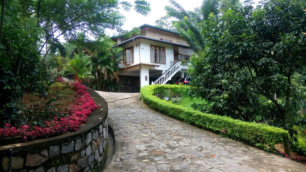 Appartamento Tea Leaf Retreat Kandy Esterno foto