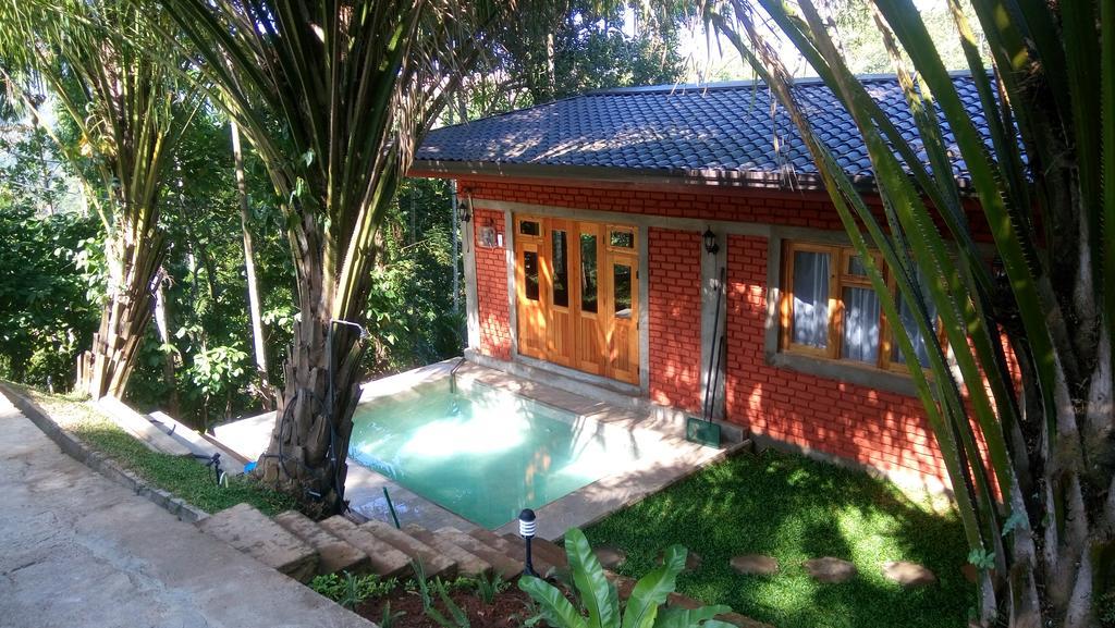 Appartamento Tea Leaf Retreat Kandy Esterno foto