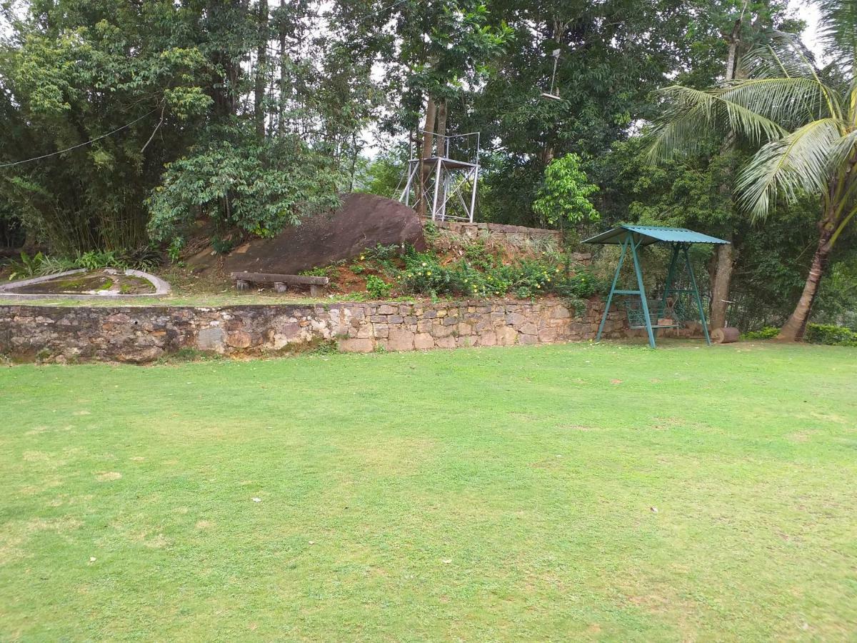 Appartamento Tea Leaf Retreat Kandy Esterno foto